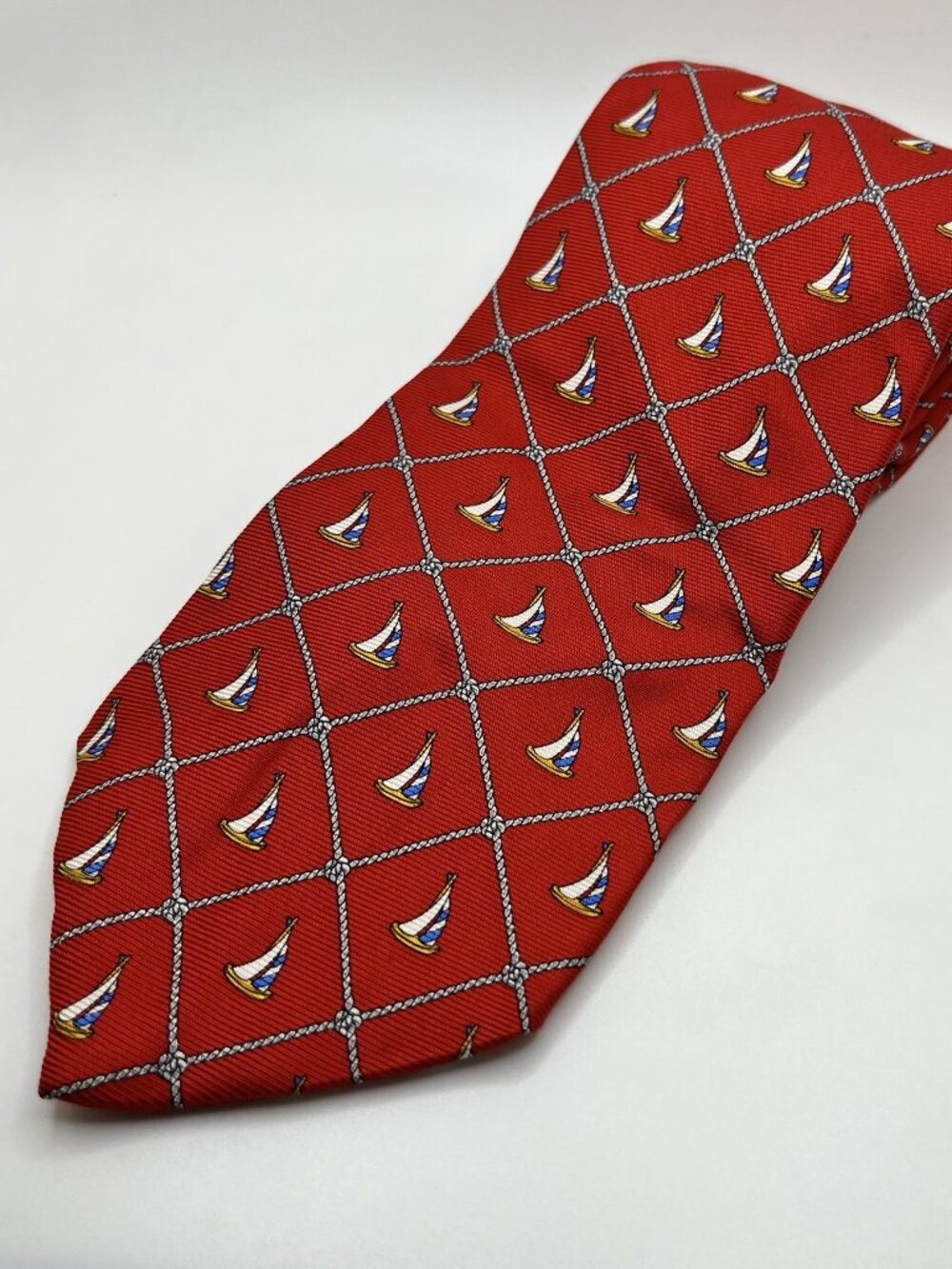 Brooks Brothers Stain Resistant Sailboat Red 100% Silk Tie Classic Rope Knot NWT